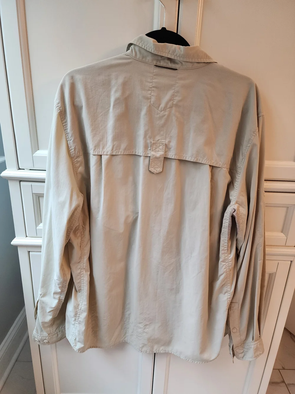 REI Mens L Beige Vented Fishing Safari Outdoor Long Sleeve Button-Up Roll Tab